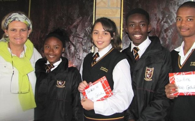 Me Carla Gouws, Justine, Charlize, Malcolm en Du-Aine